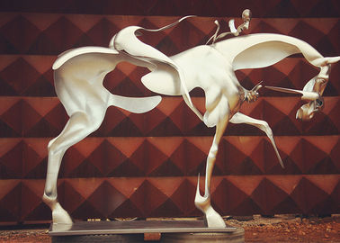 Porcellana Tecnica all'aperto di pezzo fucinato della scultura del metallo del cavallerizzo incompleto spettacolare fornitore