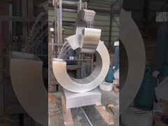 scultura in acciaio inossidabile