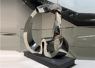 Un buon prezzo. Abstract Sculpture metalliche in forma di cuore per esterni Moderne OEM / ODM Disponibile in linea