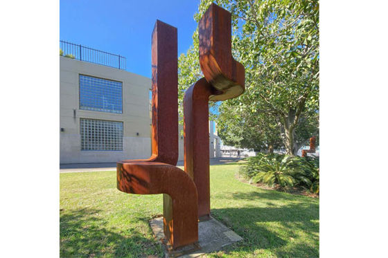 Un buon prezzo. Scultura di giardino in acciaio corten artigianale contemporaneo all'aperto in linea