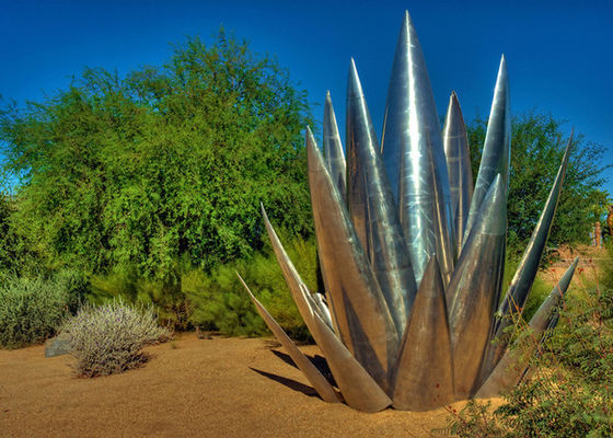 Un buon prezzo. Scultura lucidata Vera dell'acciaio inossidabile dell'aloe del ODM dell'OEM per la decorazione del parco in linea