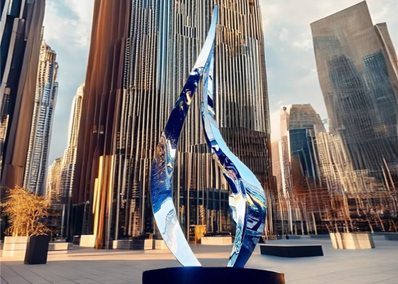 Un buon prezzo. Arte astratta su misura Scultura metallica all'aperto Specchio in acciaio inossidabile Artigiani in metallo lucidato in linea