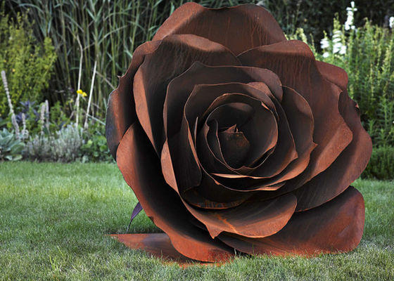 Un buon prezzo. Scultura d'acciaio di Corten del fiore di Rosa, sculture arrugginite del giardino del metallo in linea