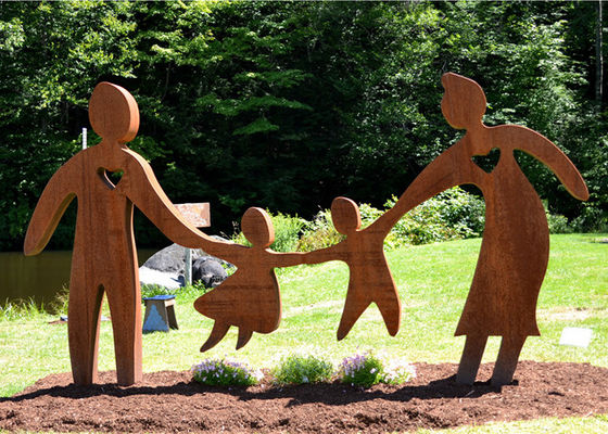 Un buon prezzo. Gioco d'acciaio dei genitori e dei bambini della famiglia della scultura di Corten della decorazione di arte del giardino in linea