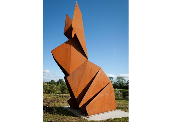 Un buon prezzo. Decorazione d'acciaio dell'animale della scultura del coniglio di Corten del grande giardino arrugginito del metallo in linea