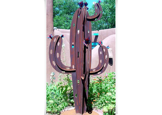 Un buon prezzo. Scultura d'acciaio di Corten dell'estratto moderno del cactus per il giardino all'aperto decorativo in linea