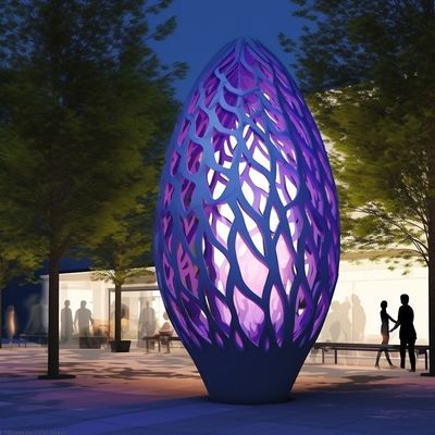 Un buon prezzo. Sculpture metalliche di luce che arricchiscono gli spazi esterni con bellezza e luce in linea