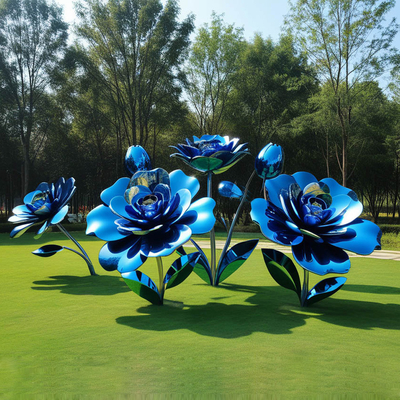 Un buon prezzo. Scultura di rose in acciaio inossidabile per matrimoni e anniversari in linea