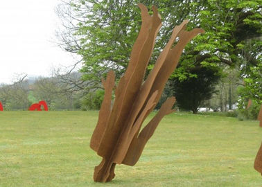 Un buon prezzo. Figura arrugginita scultura del metallo del giardino della scultura d'acciaio a grandezza naturale all'aperto di Corten in linea