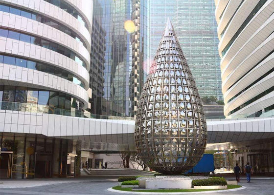 Un buon prezzo. L'acciaio inossidabile lucidato che costruisce il grande metallo all'aperto scolpisce la scultura dell'entrata in linea