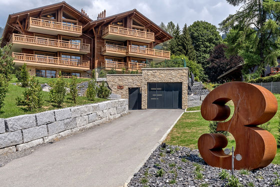 Un buon prezzo. Sculture arrugginite della scultura d'acciaio di Corten di progettazione di numero 3 per la decorazione residenziale in linea