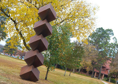 Un buon prezzo. Sculture arrugginite astratte del giardino, scultura quadrata con resistenza alla corrosione in linea