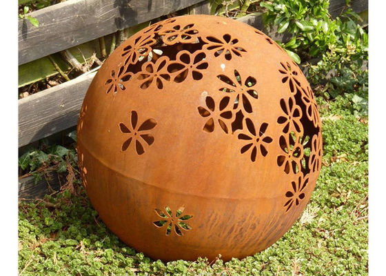 Un buon prezzo. Resistenza alla corrosione all'aperto delle sfere della scultura della sfera d'acciaio di Corten del paesaggio del giardino del metallo in linea
