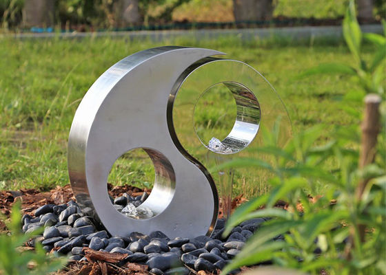 Un buon prezzo. Scultura dell'acciaio inossidabile del giardino lucidata e statue di arte moderna di yin yang di Matt in linea