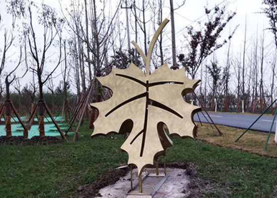Un buon prezzo. Scultura del metallo dipinta foglia dell'acciaio inossidabile di arte per la decorazione del parco del giardino in linea