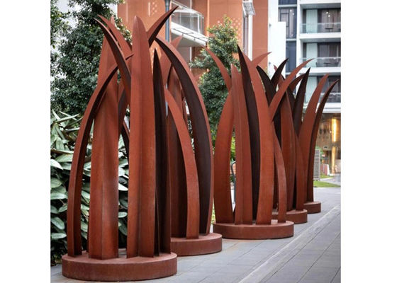 Un buon prezzo. Scultura d'acciaio della foglia di Corten del giardino arrugginito contemporaneo della saldatura in linea