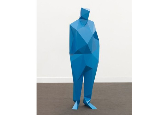 Un buon prezzo. Il blu urbano del paesaggio ha dipinto la statua dell'uomo 3D di acciaio inossidabile in linea