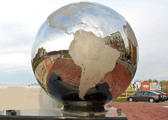 Un buon prezzo. La mappa del globo di acciaio inossidabile della sfera scolpisce decorativo all'aperto su misura in linea