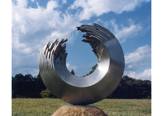 Metallo moderno Art Stainless Steel Circle Sculpture del giardino di dimensione su ordinazione