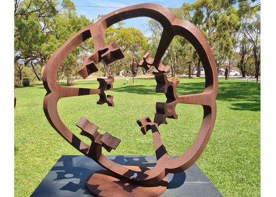 Un buon prezzo. Sculpture in acciaio corten in linea