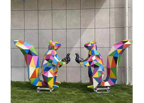 Un buon prezzo. Decorazione giardino contemporanea Colorata scultura di scoiattolo in acciaio inossidabile in linea