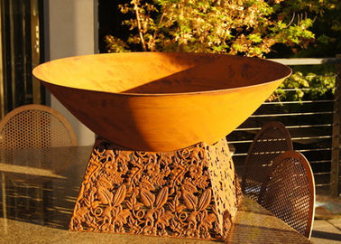Un buon prezzo. Ciotola d'acciaio del pozzo del fuoco di Corten di progettazione contemporanea con rivestimento arrugginito del supporto della foglia in linea