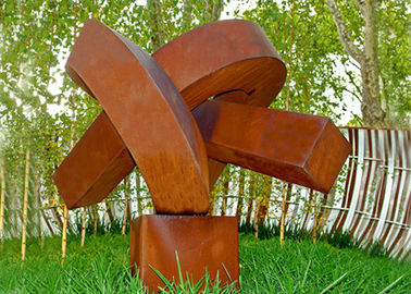 Un buon prezzo. L'estratto ha arrugginito scultura del metallo, contemporaneo ha arrugginito arte d'acciaio del giardino in linea