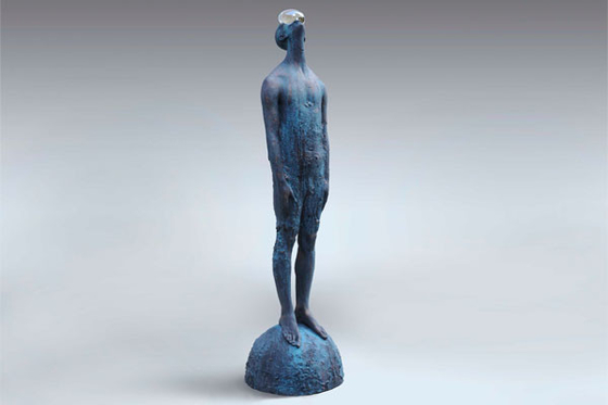 Un buon prezzo. 190cm Altezza Grandezza Vita Uomo Fusione Scultura in bronzo Disegno di pioggia in vetro in linea