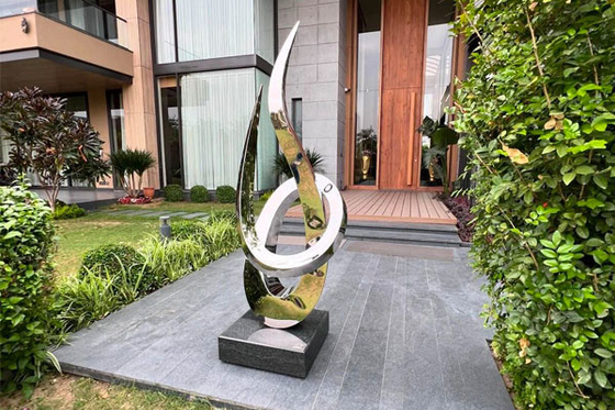 Un buon prezzo. Scultura astratta contemporanea in acciaio inossidabile 