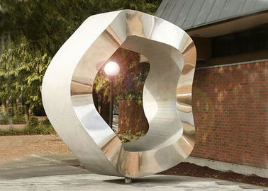 Un buon prezzo. Scultura contemporanea dell'acciaio inossidabile della larga scala distorta intorno a spessore di 2mm in linea