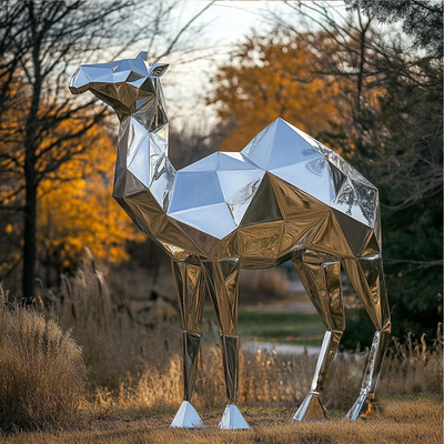 Un buon prezzo. Disegno 3D Specchio lucidato Geometria in acciaio inossidabile Scultura cammello in linea