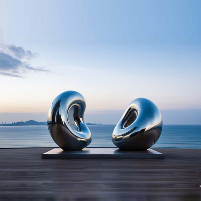 Un buon prezzo. Scultura di scorta in acciaio inossidabile a specchio astratto per esterni in linea