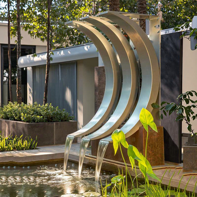 Disegno su misura Fontana da giardino moderna In acciaio inossidabile