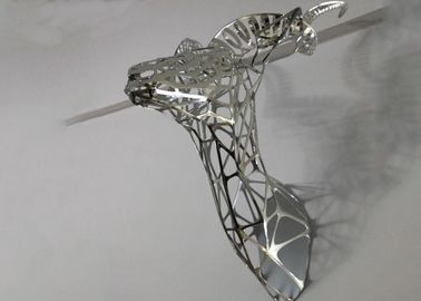 Un buon prezzo. Scultura vuota lucidata specchio dell'acciaio inossidabile della testa dei cervi per la decorazione della parete in linea