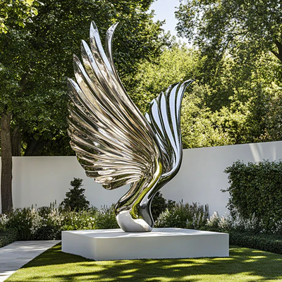 Un buon prezzo. Produttore di sculture di ali in acciaio inossidabile su misura per spazi pubblici in linea