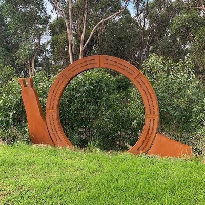 Un buon prezzo. Scultura in acciaio corten per esterni a forma di lumaca, paesaggio in metallo, scultura in acciaio corten per la decorazione del giardino in linea