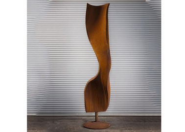 Un buon prezzo. Scultura d'acciaio di Corten del metallo arrugginito astratto per la decorazione domestica dell'interno in linea