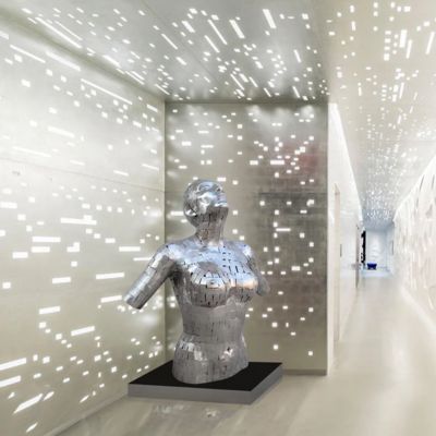 Un buon prezzo. Custom Life Size Abstract Stainless Steel Female Bust Sculpture With Size 120cm Height in linea