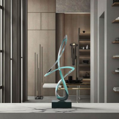 Un buon prezzo. Elegant Modern Metallic Art Sculpture High-End Decorative Statue per l'interior design in linea