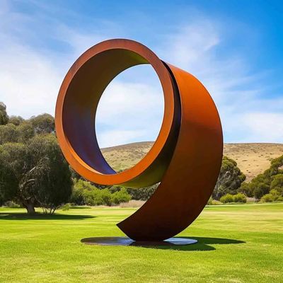 Un buon prezzo. A Monumental 5-Meter Corten Steel Sculpture Inspired by the Form of Nine in linea
