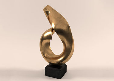 Un buon prezzo. Tecnica moderna decorativa dell'interno di pezzo fucinato di resistenza alla corrosione degli artisti della scultura bronzea in linea