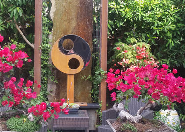 Un buon prezzo. Estratto d'acciaio antico della scultura del giardino di Corten per la decorazione all'aperto in linea