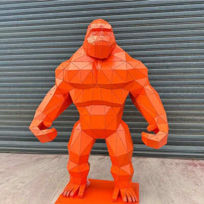 Un buon prezzo. Scultura geometrica di gorilla in acciaio inossidabile verniciato in linea