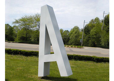 Un buon prezzo. Rifinitura dipinta resistenza alla corrosione della scultura dell'acciaio inossidabile della lettera di isolato in linea