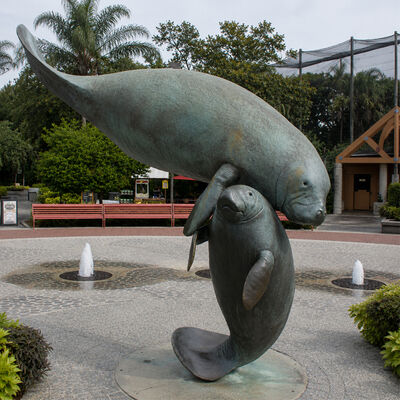 Un buon prezzo. Grande scultura di mammut in bronzo madre e bambino Animali marini Giardino costiero Statua d'arte all'aperto in linea
