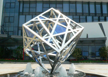 Un buon prezzo. Decorativo all'aperto della grande del cubo della scultura fontana moderna dell'acciaio inossidabile in linea