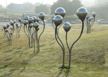 Un buon prezzo. Scultura contemporanea del pallone del metallo della scultura dell'acciaio inossidabile della decorazione in linea