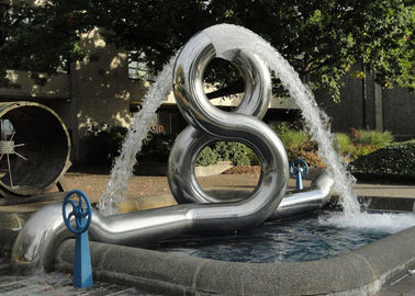 Un buon prezzo. Fontana all'aperto dell'acciaio inossidabile di 8 forme di montaggio moderno della scultura in linea