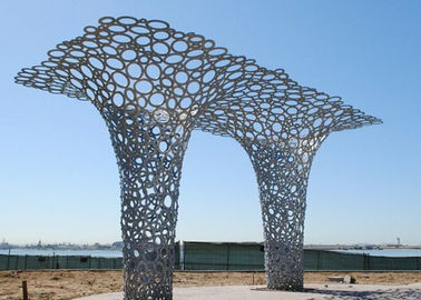 Un buon prezzo. Scultura urbana dell'acciaio inossidabile del paesaggio fuori di rivestimento di Matt della scultura dell'albero del metallo in linea