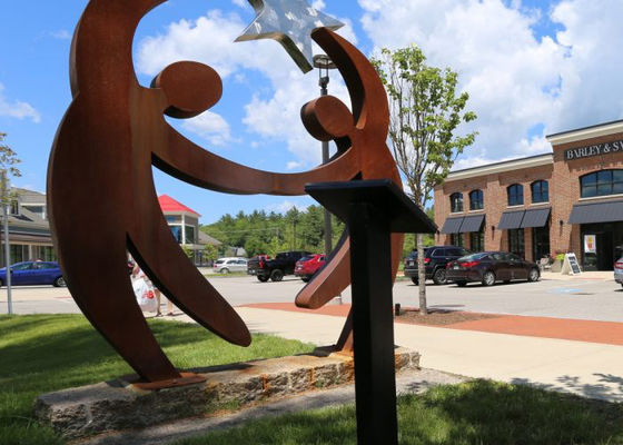 Un buon prezzo. Ballerino pubblico all'aperto a grandezza naturale Corten Steel Sculpture della stella in linea